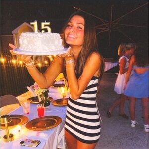 Meet your Posher, Keely